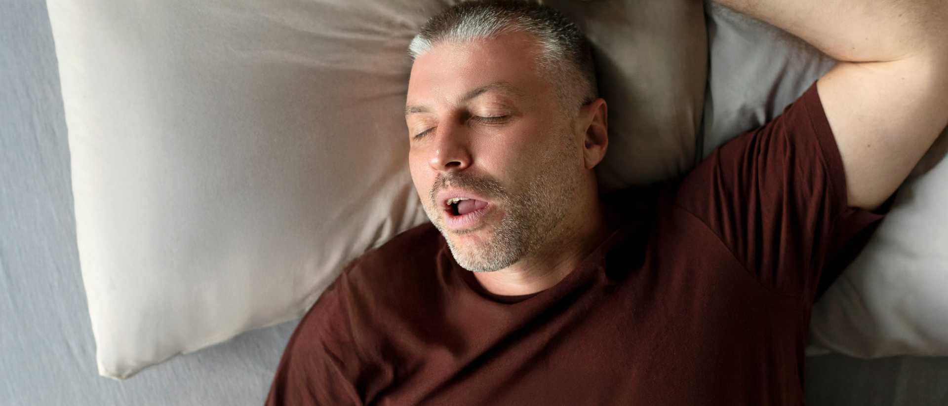 Leczenie chrapania i bezdechu sennego metodami laryngologicznymi. Chrapanie i obturacyjny bezdech senny – jak laryngolog może pomóc?