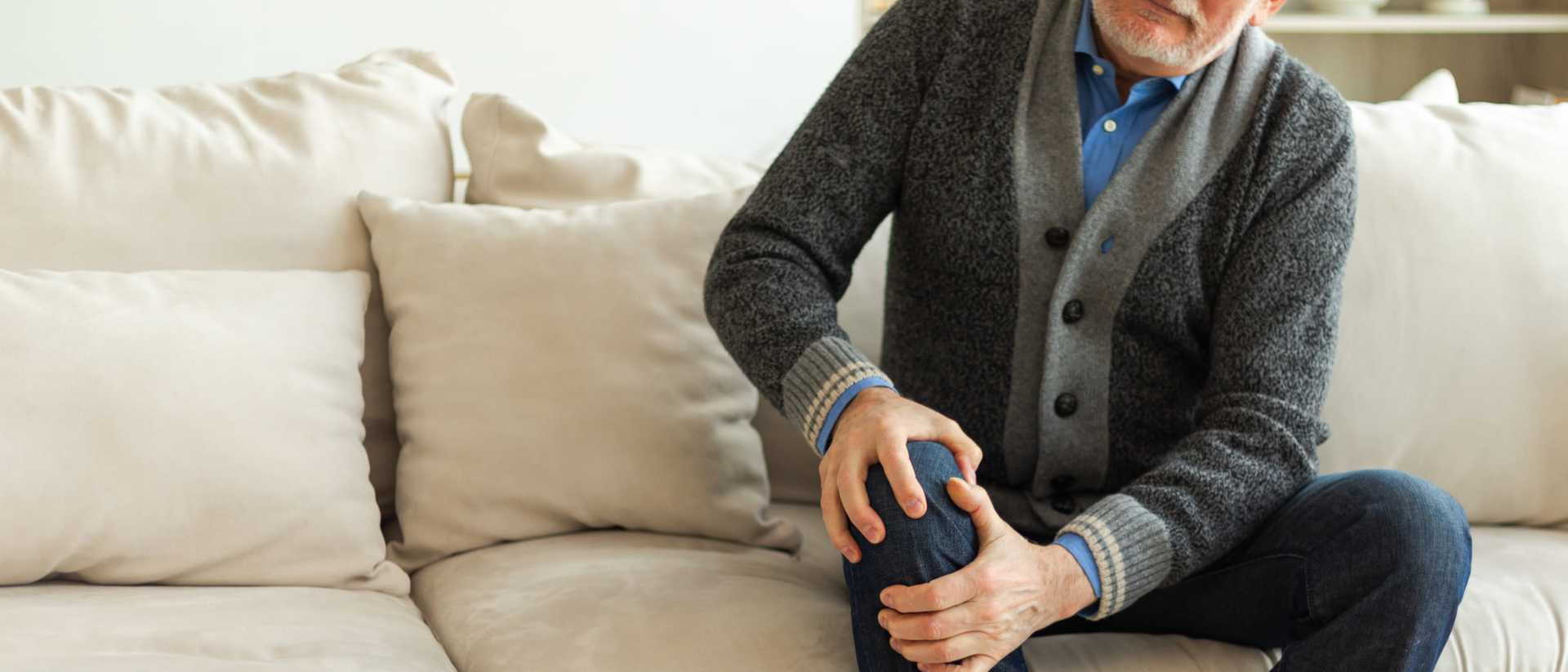 Uszkodzenie chrząstki stawowej kolana – przyczyny, diagnostyka, leczenie i powrót do sprawności . Ból stawu kolanowego po wysiłku - kiedy problem może dotyczyć chrząstki?